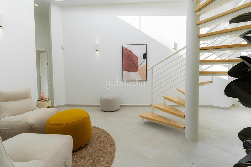 Foto 9e6ecbe9-afff-4a66-8d1e-615cdf492445. Chalet refugio mediterráneo de alto standing con estilo y luz en Altea