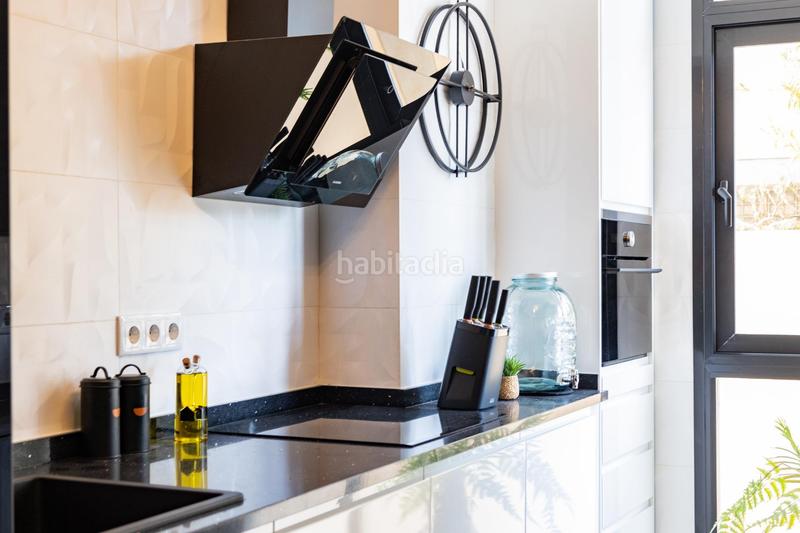 Foto 30ae74d2-b6ab-4ce5-84b0-644f077f3688. Apartamento el privilegio de vivir en primera línea, en uno de los rincones más bellos e en Calp