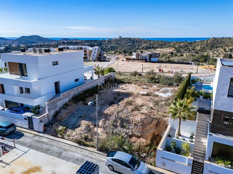 Foto b9b2f22e-bec3-4bf7-8216-2afcb26d9254. Terrain résidentiel dans balcón de Finestrat-terra marina Finestrat