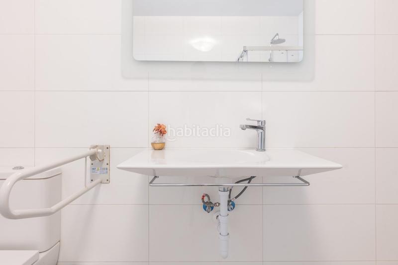 Foto c9f237f2-2832-4404-84ba-f11740491182. Planta baixa amb calefacció aparcament a Pueblo Calp