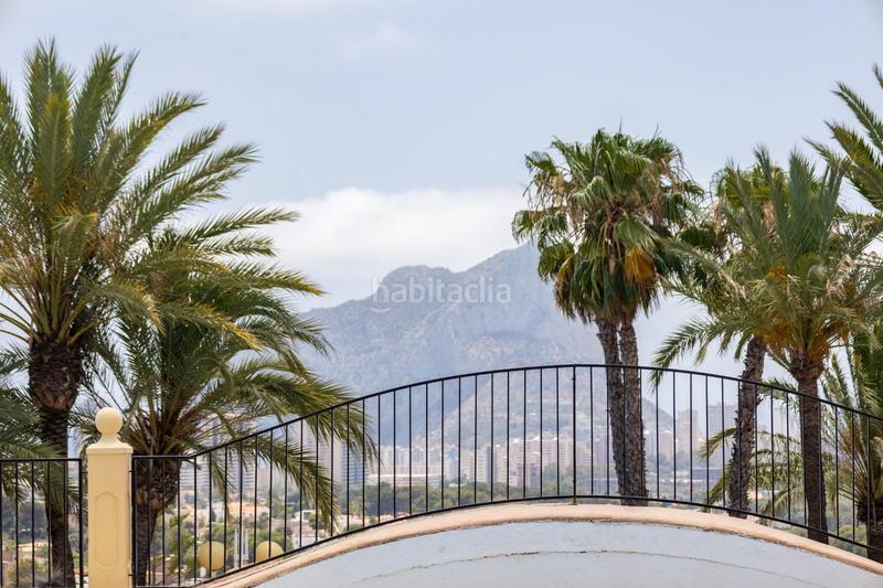 Foto 42e719ca-9b7b-4707-adf9-72e4ec1e20ac. Casa adossada amb aparcament piscina a Cometa Calp