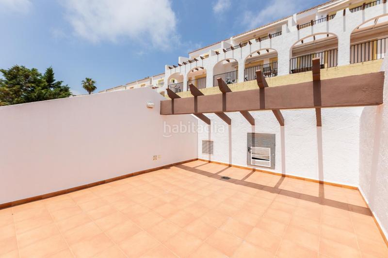 Foto f9797248-f92c-49fa-9dbc-18af959189c8. Casa adossada amb aparcament piscina a Cometa Calp