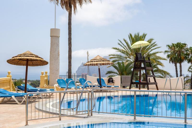 Foto fd96beaa-1d68-475d-a76a-3fae1d45e89d. Casa adossada amb aparcament piscina a Cometa Calp