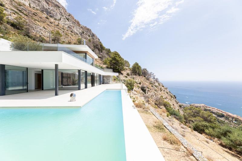 Foto d17d537d-1063-443c-9567-34b402c7bfb7. Chalet avec parking piscine dans Altea hills Altea