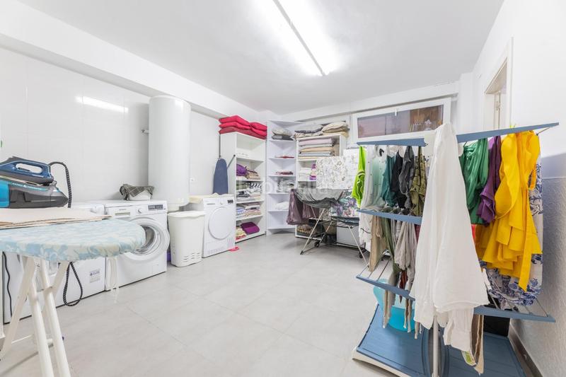 Foto 98a93029-e7c4-4ad8-b45f-543e5ed833e0. Chalet mit parking pool in Altea la vella Altea