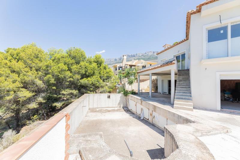 Foto a5b40011-530c-49ba-8b51-b05edfa41346. Chalet mit parking pool in Altea la vella Altea