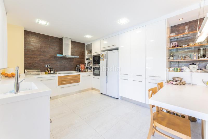 Foto f74cc61b-724b-4939-8b0b-be1a9687abb5. Chalet mit parking pool in Altea la vella Altea