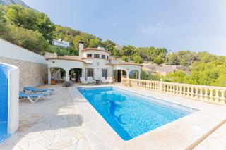 Xalet en Oltamar - Cucarres. Elegante chalet con vistas al mar y apartamento independiente  c