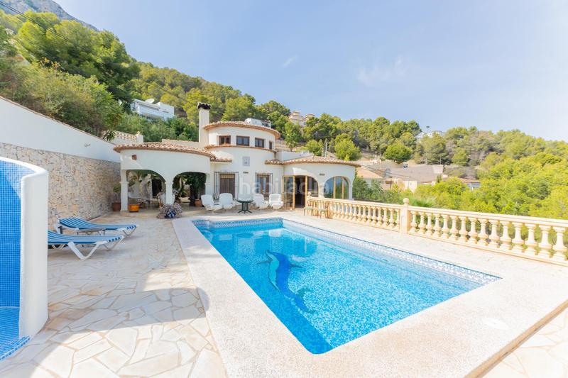 Foto 279a4379-e682-435d-92b4-e5058553a2df. Chalet con riscaldamento parcheggio piscina in Oltamar - Cucarres Calp