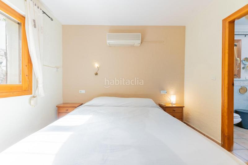 Foto 73f6c182-b024-46ec-81e2-d9b3dee3ac0c. Chalet con riscaldamento parcheggio piscina in Oltamar - Cucarres Calp