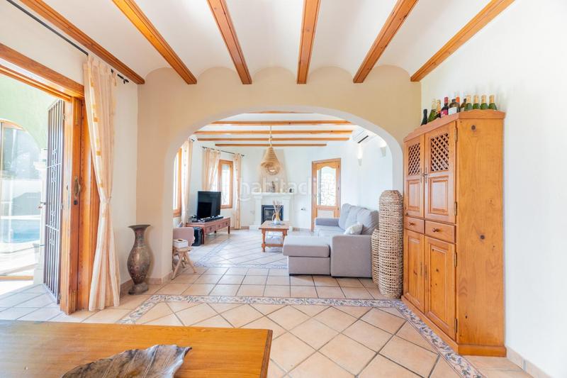 Foto 95a9668e-6cb3-4132-8dfc-b16650591ee2. Chalet con riscaldamento parcheggio piscina in Oltamar - Cucarres Calp