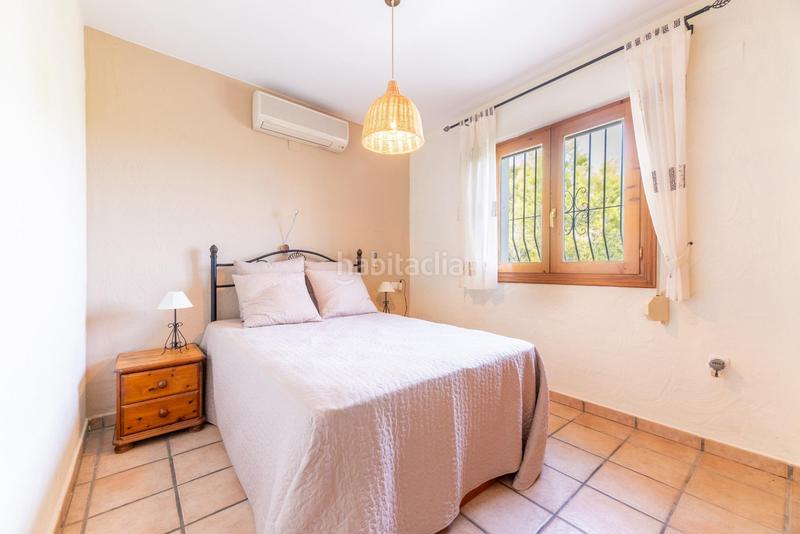 Foto cc700a7a-88d8-4c2f-a840-d4aa7e9f3f87. Chalet con riscaldamento parcheggio piscina in Oltamar - Cucarres Calp