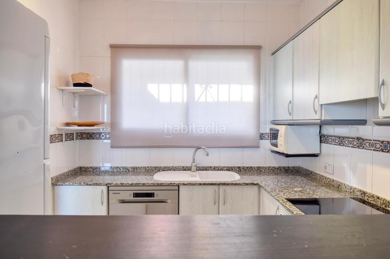 Foto a5403db5-279c-4267-b988-7c4057cc0a2c. Casa adossada amb calefacció aparcament piscina a Calp