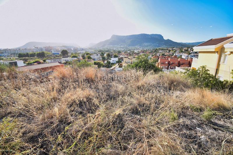 Foto 00fd3f1e-6921-450a-bece-d427a9de78fc. Terreno residencial parcela urbana con proyecto arquitectonico en Calp