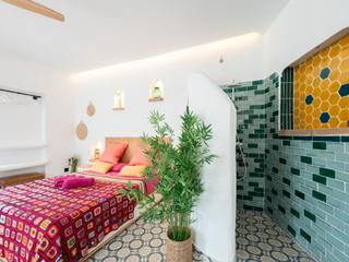 Chalet  Codonyer. Casa reformada en oliva, a pasos del mar  3 viviendas independie