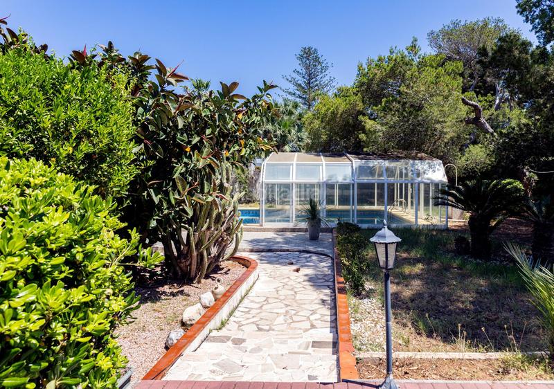 Foto 135a37f4-07b7-49de-b433-e5953d3ee285. Chalet propiedad de lujo en les rotes, , alicante. 1.850.000. en Dénia