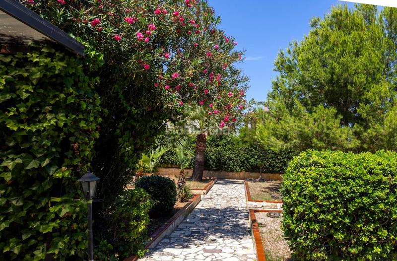 Foto 1e0ff351-bfeb-4a37-9d05-58a78b2d8138. Chalet propiedad de lujo en les rotes, , alicante. 1.850.000. en Dénia