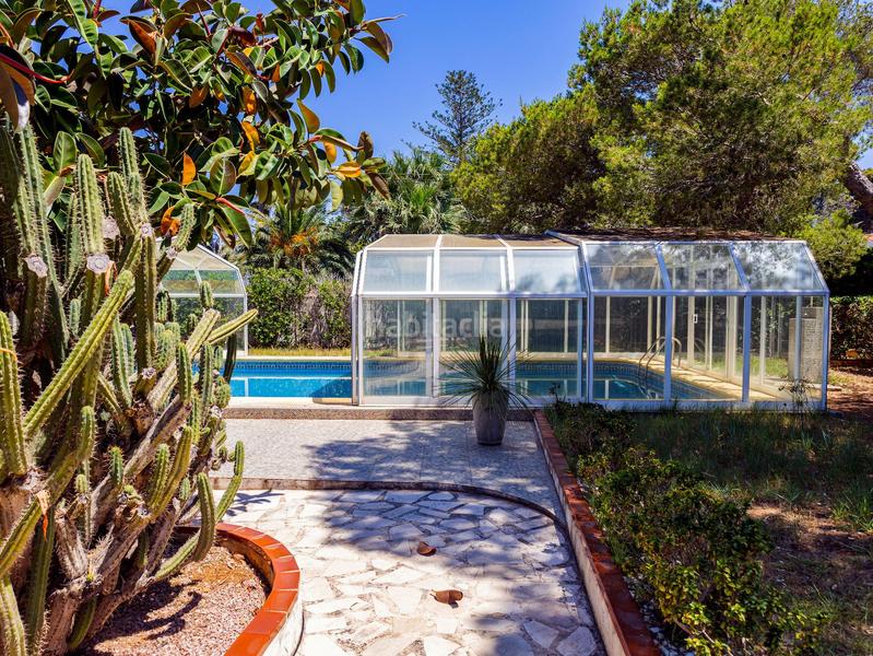 Foto 54865bee-e84a-48e1-9e7a-a81c779f93bb. Chalet propiedad de lujo en les rotes, , alicante. 1.850.000. en Dénia