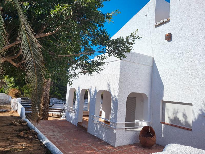 Foto dda59613-9560-4d8a-b935-2a895e195114. Chalet with fireplace parking pool in Almerimar Ejido (El)