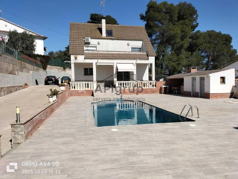Foto 4ea72212-5cfd-4076-8d6e-74ba500f10b2. Casa a Lliçà d´Amunt