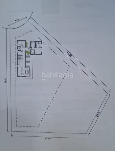 Foto cc25cfa9-02a1-4b08-ab10-b4c6031bec57. Terreny residencial a Bescanó