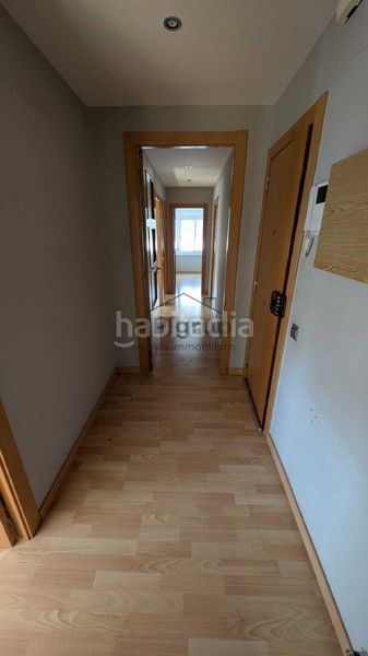 Foto 46021f78-790b-441c-a43e-24f4cc7ac5b8. Piso en Can Rull Sabadell