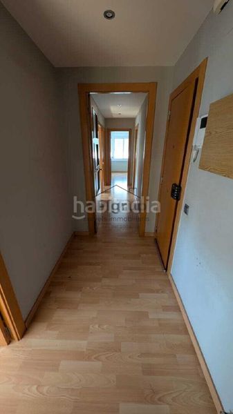 Foto a17f5322-e47f-4448-bc58-a57fda1bf23f. Piso en Can Rull Sabadell