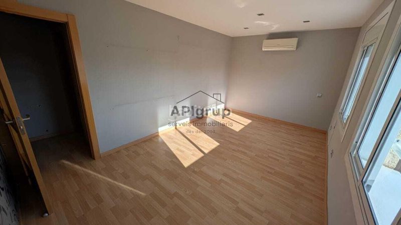 Foto f03a44fd-51c2-4ec2-a7ec-930bad6efcb4. Piso en Can Rull Sabadell