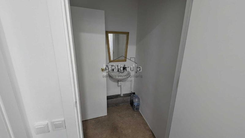 Foto fe9ac7c8-40e5-440d-9c5f-f7a64904727e. Local commercial dans Centre Sabadell