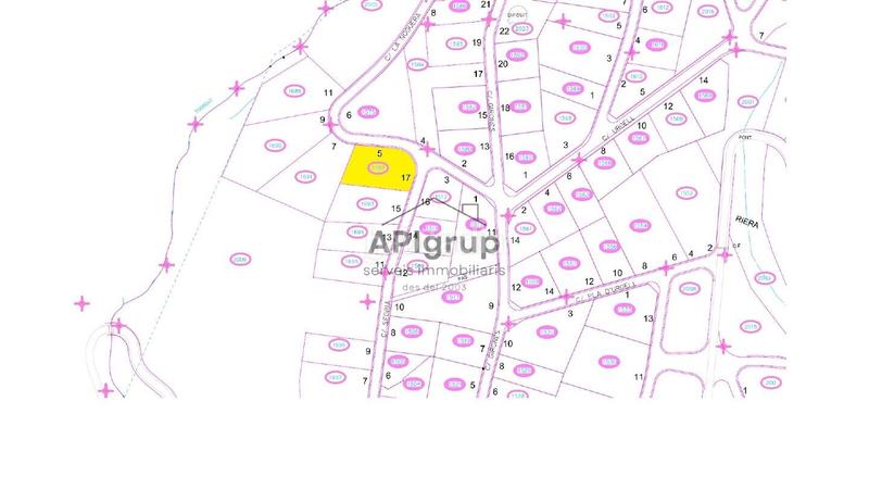 Foto 5de40f9e-5b5a-45ea-8ef2-eed139140c6a. Wohngrundstück in Bescanó