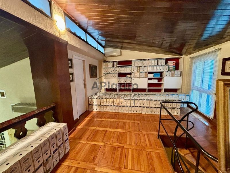 Foto d8747a84-4277-4189-ba09-8fb7d84e3a79. Lloguer local comercial a Centre Sabadell