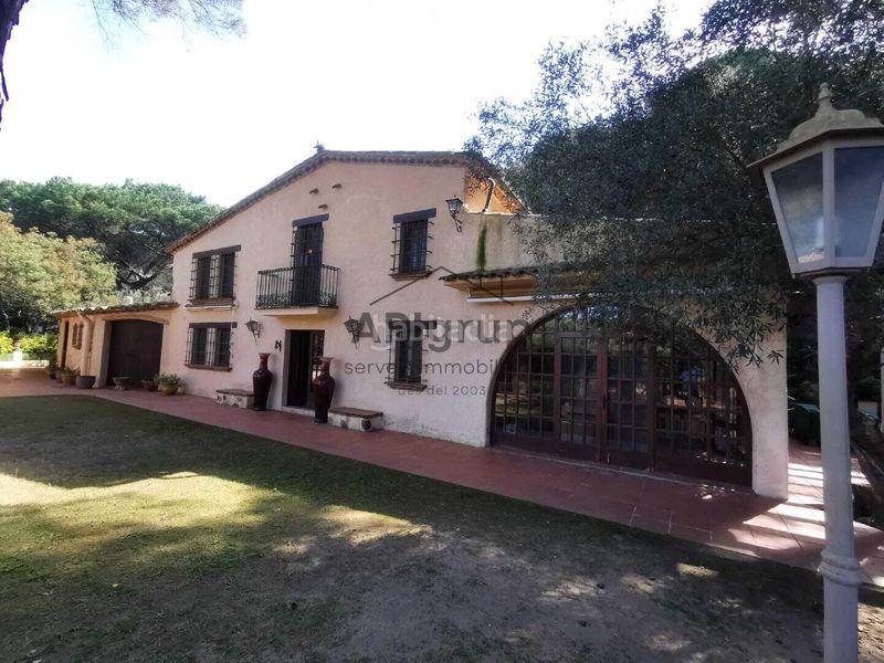 Foto 4e7b7ab0-274d-4295-8e50-78528c5d00e4. Masia a Sant Iscle de Vallalta