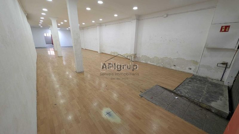 Foto a0a822de-34fb-49dc-8b07-eff23ca811f3. Local comercial a Creu de Barberà Sabadell