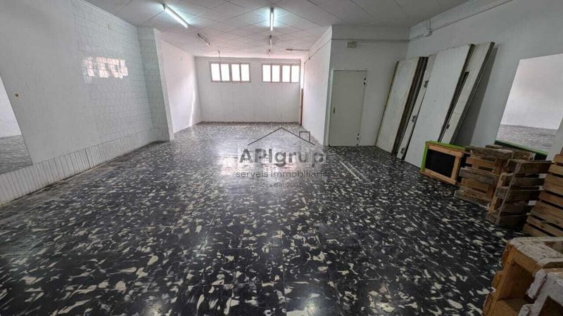 Foto a48e4bdf-97aa-4a74-ab95-07dd825752a0. Local comercial a Creu de Barberà Sabadell