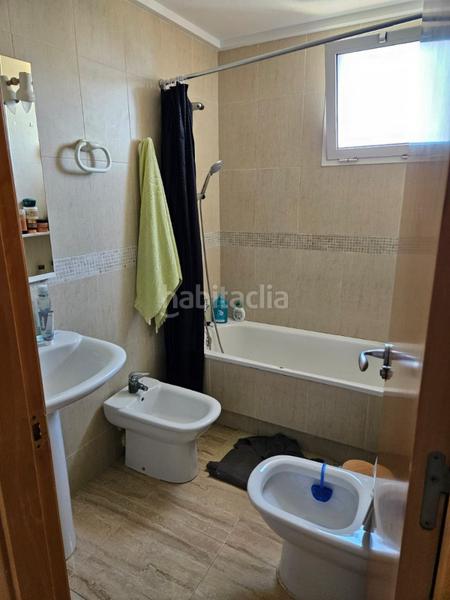 Foto 10e2d978-1e60-4c0e-a836-ec2e86cc90c3. Apartament amb aparcament piscina a Via Parque Benidorm