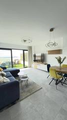 Affitto Piccolo appartamento  Carrer figueretes. Modern 2-bedroom apartment with terrace in camporrosso village,