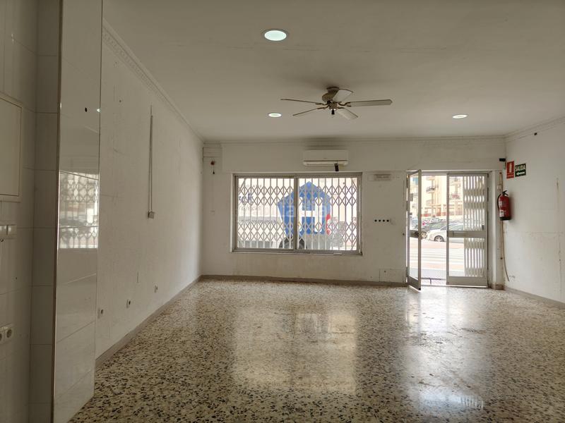 Foto c19bf99a-9a12-4e73-984c-591bc2a8f270. Local commercial dans Chaparil - Torrecilla - Punta Lara Nerja