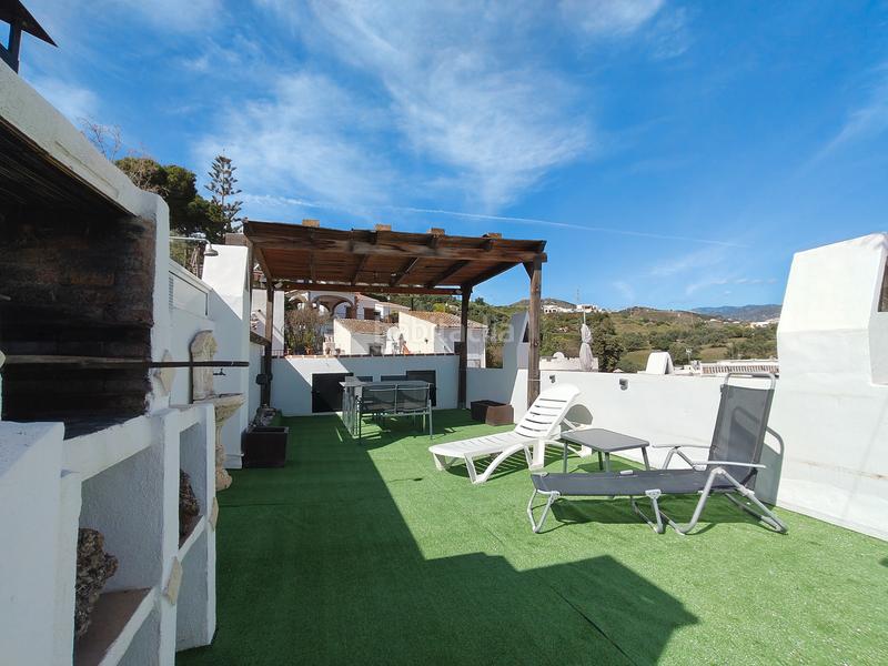 Foto f3ef64e1-3306-43d8-9fbb-82689fa7f33f. Casa  en Chaparil - Torrecilla - Punta Lara Nerja