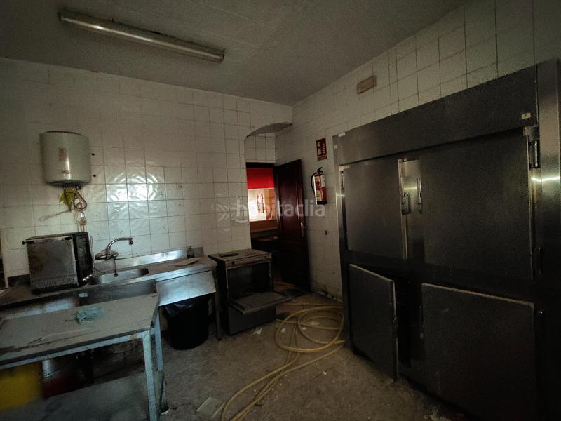 Foto 153d3ffd-3b0d-4551-9753-651ba752b509. Local comercial ¡¡ ocasion ideal para inversores !! en Granada