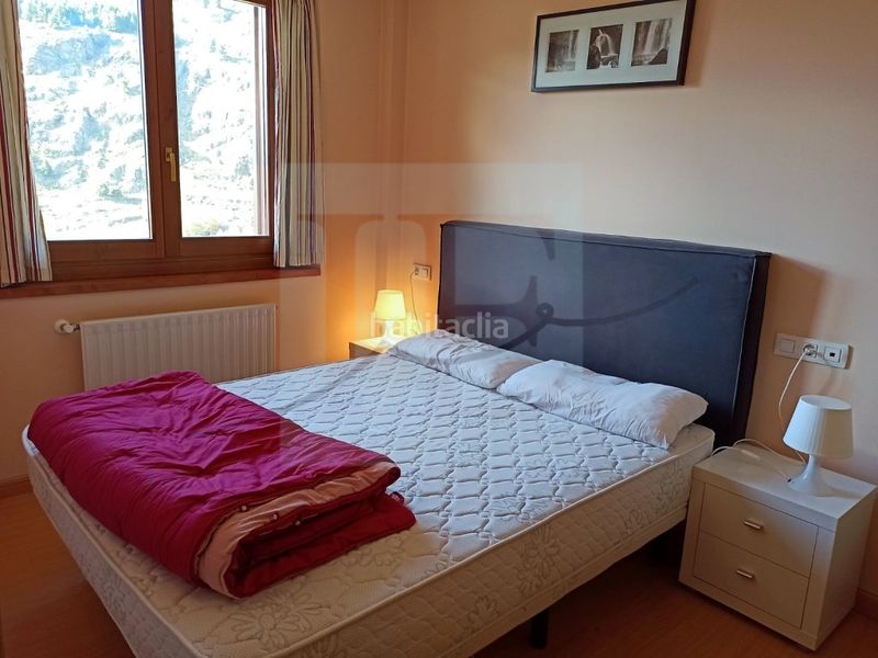 Foto 8612a903-d775-42c6-ac36-0d2d4abed159. Lloguer pis amb aparcament a Soldeu-Incles Canillo