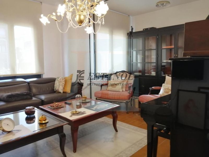 Foto 0e1b60ef-26bc-4239-90a4-c8ab8d36e1b1. Casa  ubicada en el centro, cerca de todos los servicios en Seu d´Urgell (La)