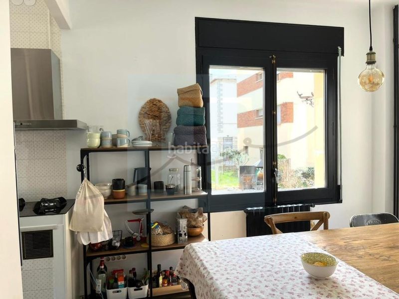 Foto d8c1ca25-2cef-4d50-b7bb-ccc9a92ad3d6. Casa  ubicada en el centro, cerca de todos los servicios en Seu d´Urgell (La)