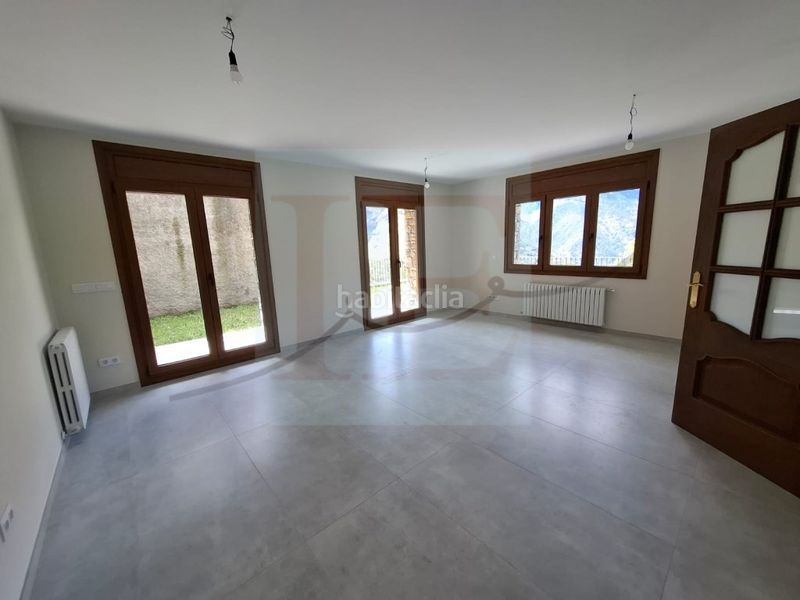 Foto 1d01ce7b-ed97-4837-8f07-23f70d9eefcb. Casa amb aparcament a Aixirivall Sant Julià de Lòria
