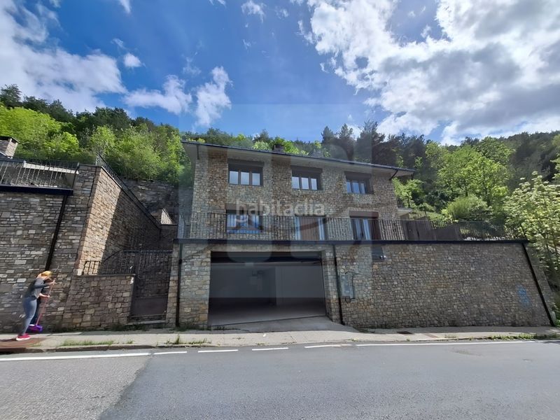 Foto 668b3237-fe76-4921-aecd-2512637ea378. Casa amb aparcament a Aixirivall Sant Julià de Lòria