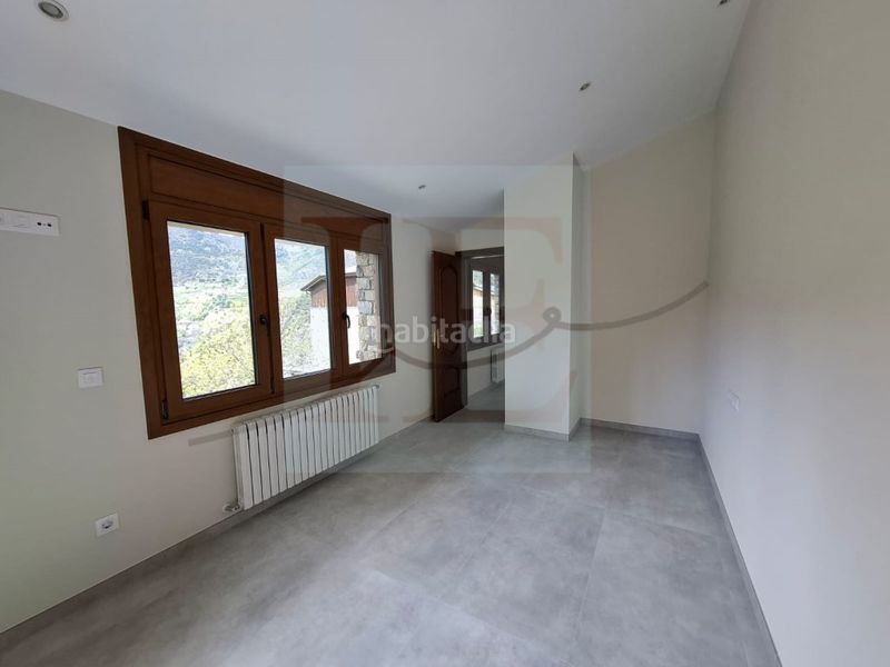 Foto 7cbca4fc-8604-409e-a2b6-727eb7f2f6e2. Casa amb aparcament a Aixirivall Sant Julià de Lòria
