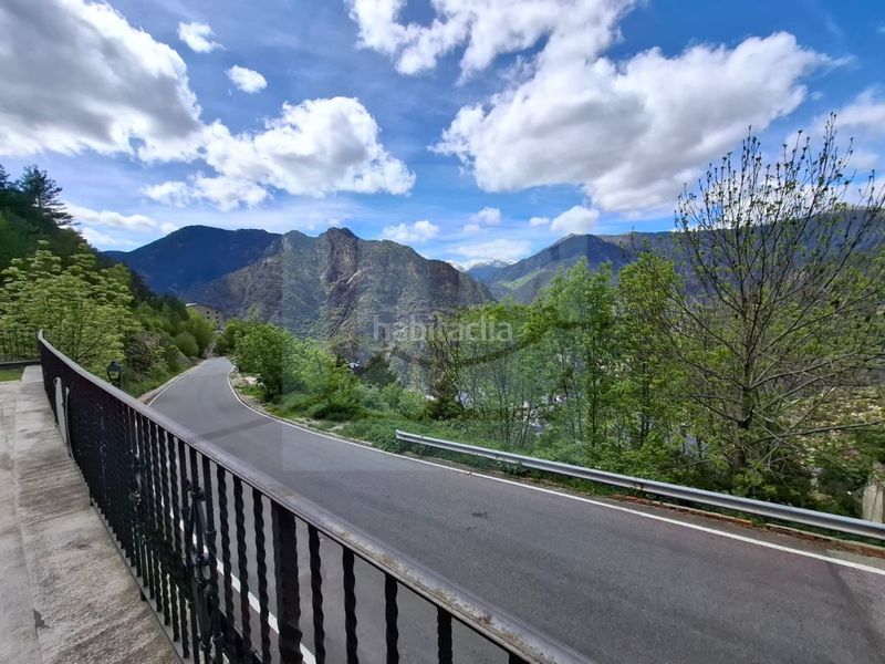 Foto 9880e9a1-9462-4d11-84e0-37125a1c6e9a. Casa amb aparcament a Aixirivall Sant Julià de Lòria