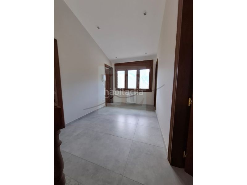 Foto bb115b58-cbee-43b8-a0c2-d4487ce708b6. Casa amb aparcament a Aixirivall Sant Julià de Lòria