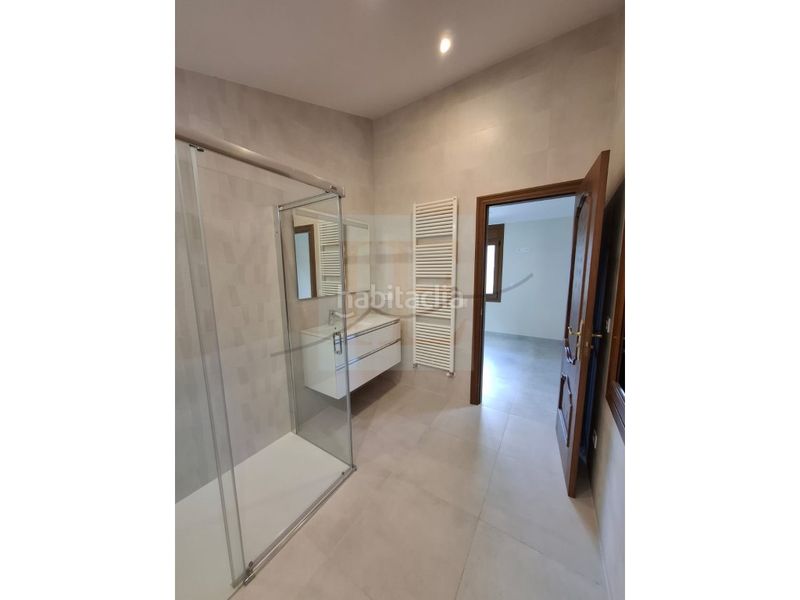 Foto d9198dd4-03b2-4ea6-9b3e-67d5b68118e8. Casa amb aparcament a Aixirivall Sant Julià de Lòria