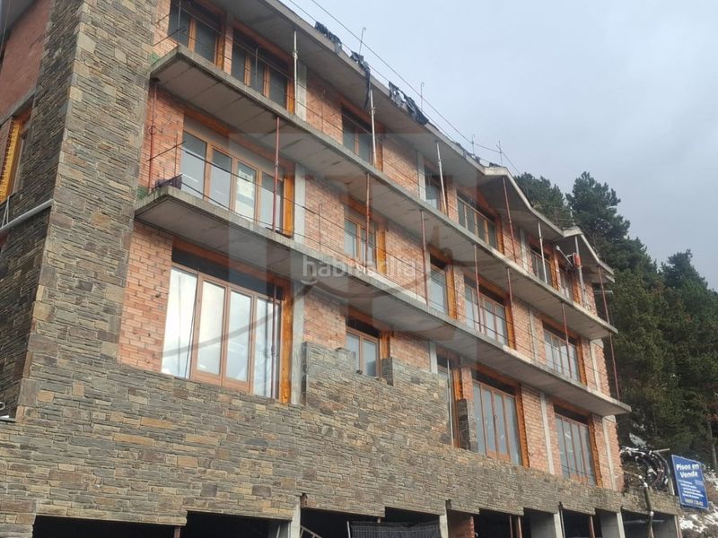 Foto a62de9eb-c06b-4177-bde2-883b2017e37f. Apartament amb aparcament a El Forn-Prats-Meritxell Canillo