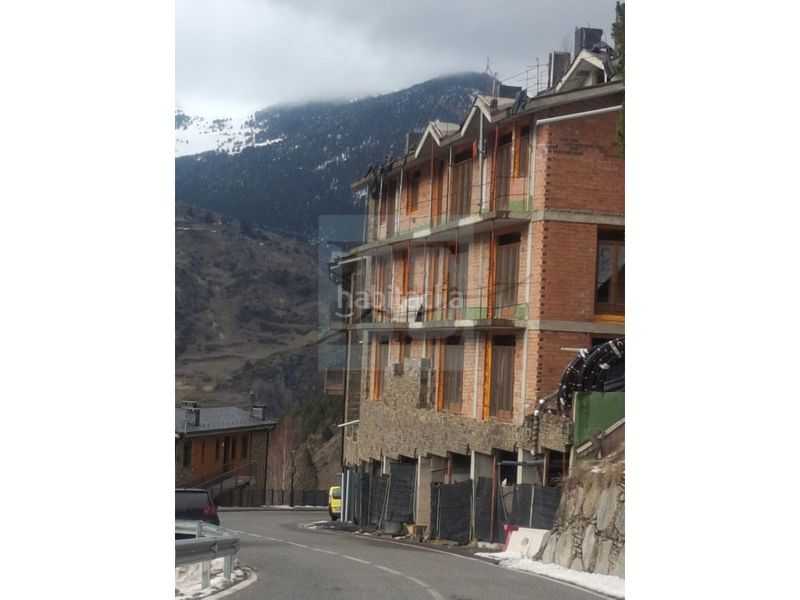 Foto e2df7b2f-3764-43d3-8c71-b81595835f8d. Apartament amb aparcament a El Forn-Prats-Meritxell Canillo